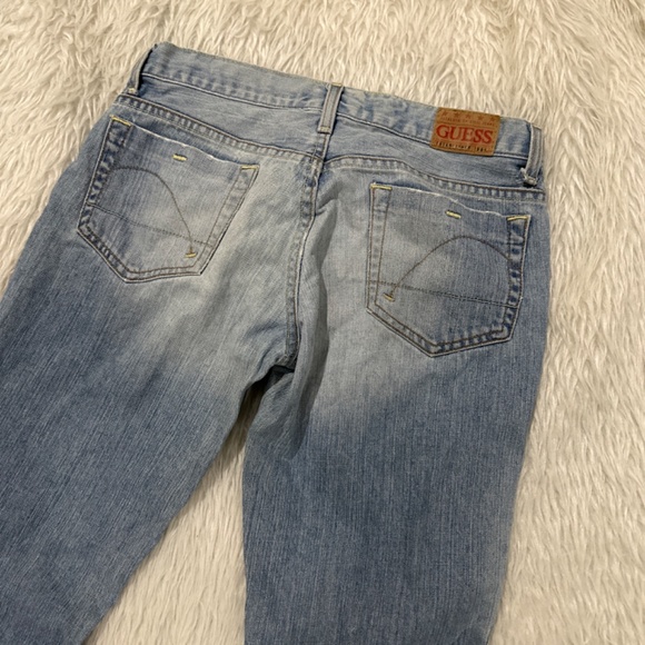 Guess Y2K women’s distressed light wash denim jeans size 26 - Picture 6 of 10